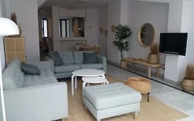 Marbella House Apartamento Duplex